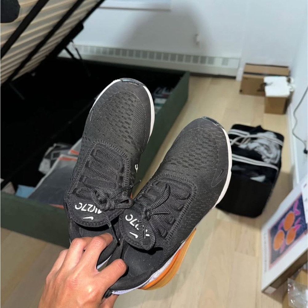 Nike Black and Orange Men's Athletic Shoes airmax 270